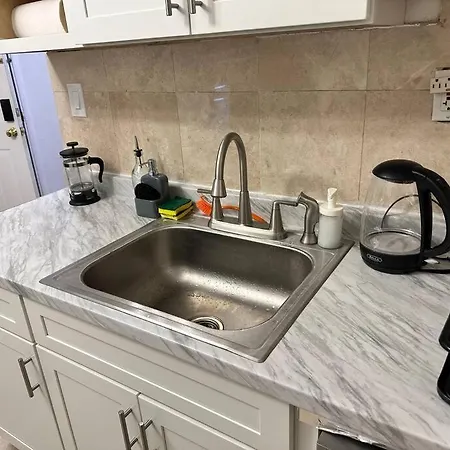 Cozy 3 Bedroom Suite, 15 Min To Nyc &Times Sq North Bergen Exterior foto