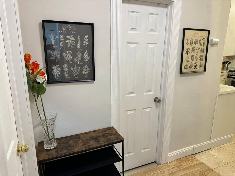 Appartement Cozy 3 Bedroom Suite, 15 Min To Nyc × Sq *