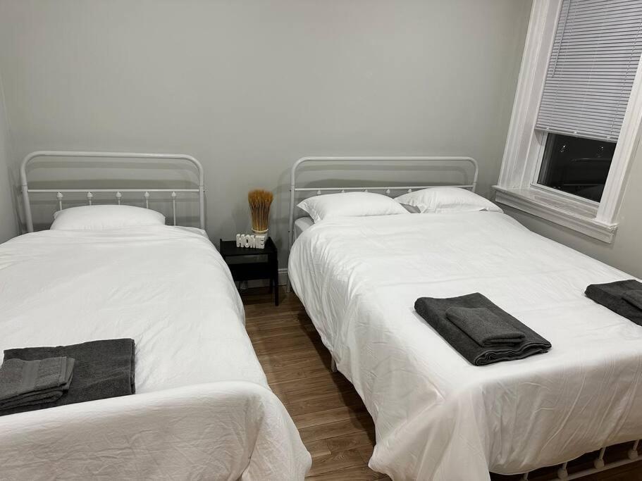 Appartement Cozy 3 Bedroom Suite, 15 Min To Nyc × Sq *